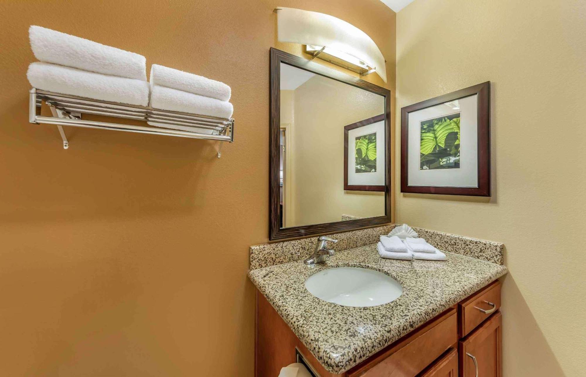 Extended Stay America Suites - Bakersfield - Chester Lane Exterior foto